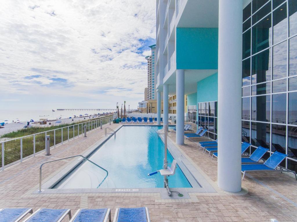 Hampton Inn & Suites Panama City Beach-Beachfront - image 4