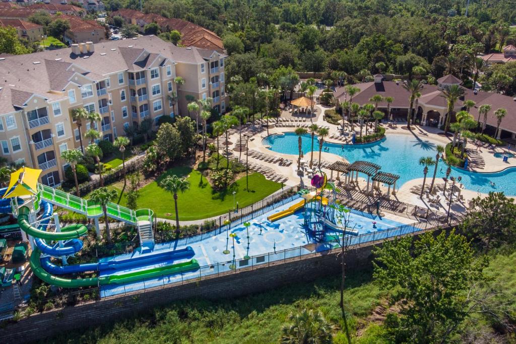 Windsor Hills Resort! 2 Miles to Disney! 6 Bedroom with Private Pool & Spa - image 2