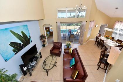 Windsor Hills Resort! 2 Miles to Disney! 6 Bedroom with Private Pool & Spa - image 5