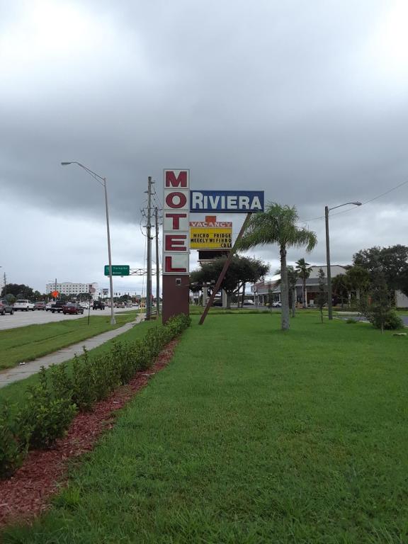 Riviera Motel - main image