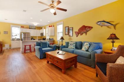 Barefoot Cottages #B22 - image 1