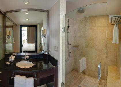 SoBe Ocean Drive Suites - image 3