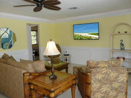 961 Abaco Court - image 3