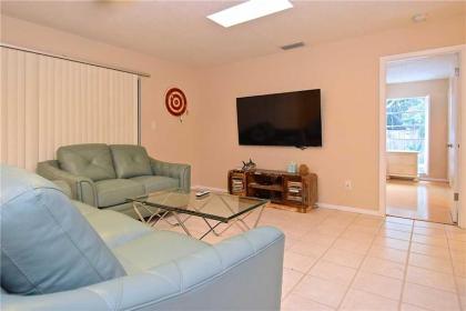 Crescent Street 1138 B Walk to the beach Pool 1 Bedroom Pet Friendly - image 3