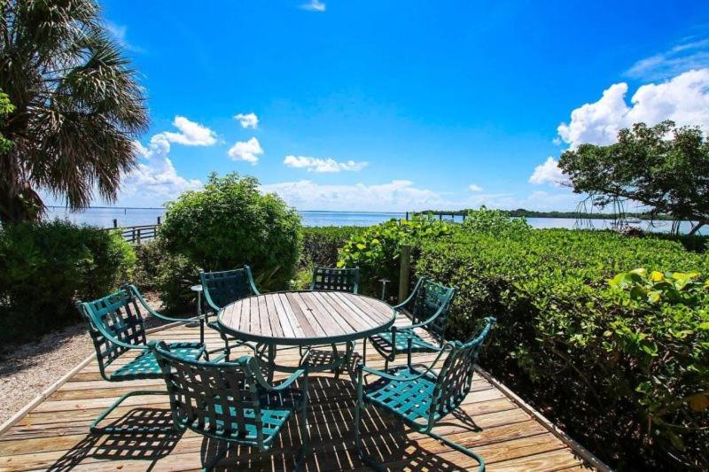 HARBOUR HOUSE CAPTIVA - image 2