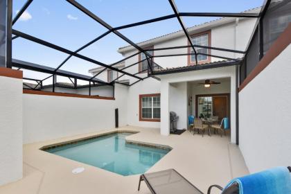 Charming Vacation townhome with private pool CG1576