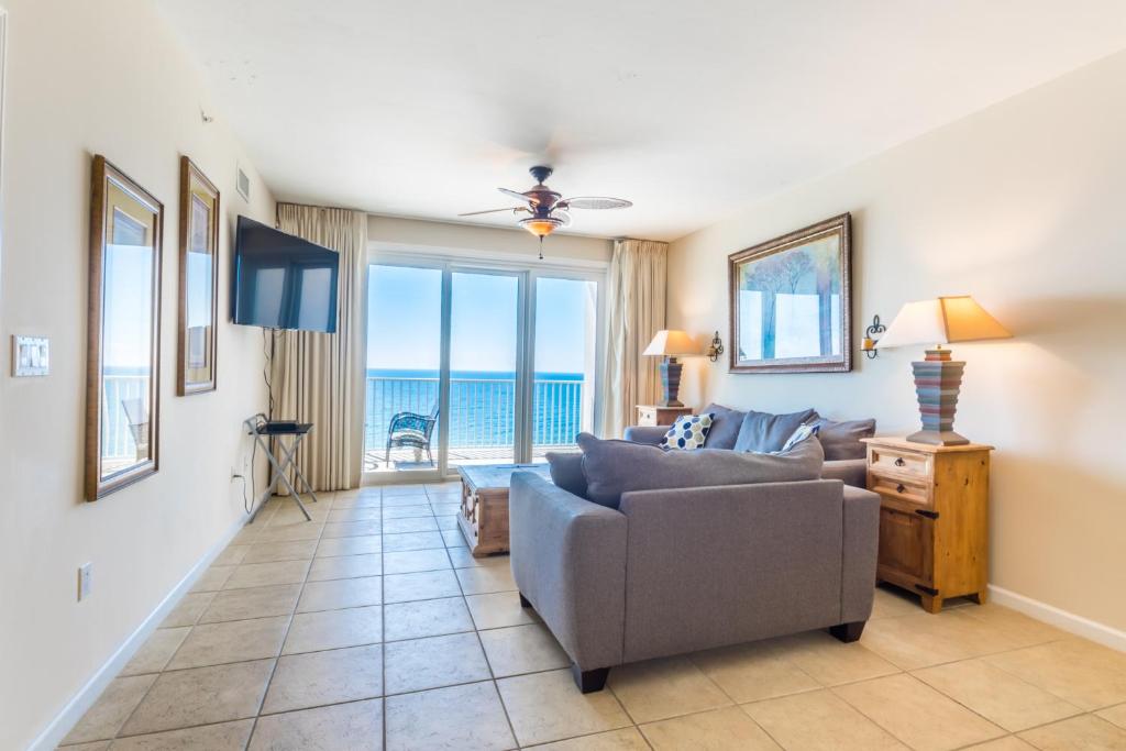 Windemere Beachfront Unit 1006 - main image