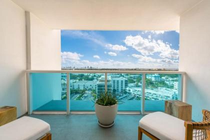 2 Bedroom located at 1 Hotel & Homes Miami Beach -1445 - image 4