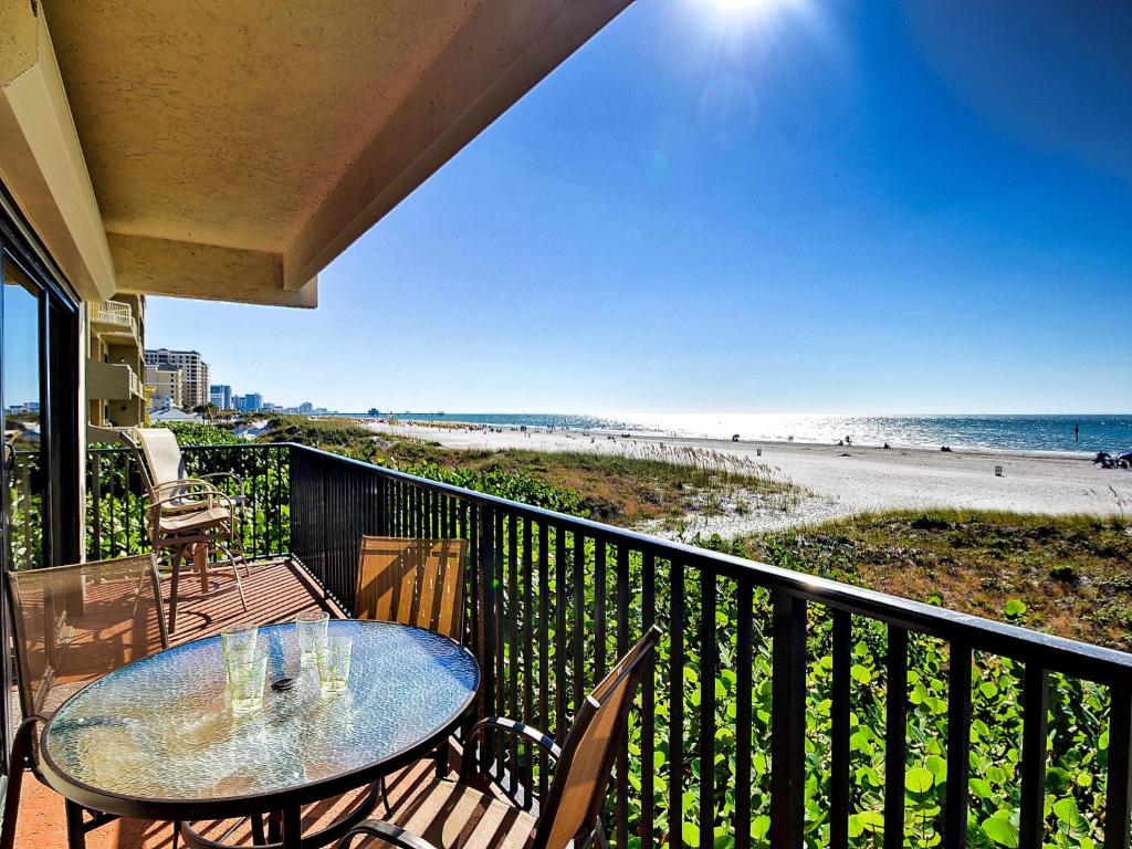 Surfside Condos 204 - main image