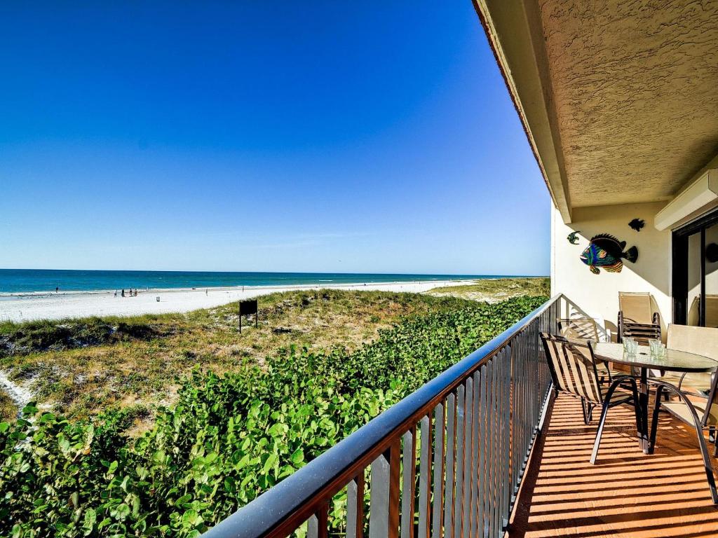 Surfside Condos 204 - image 4