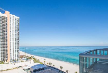 Apartment in Sunny Isles Beach Florida