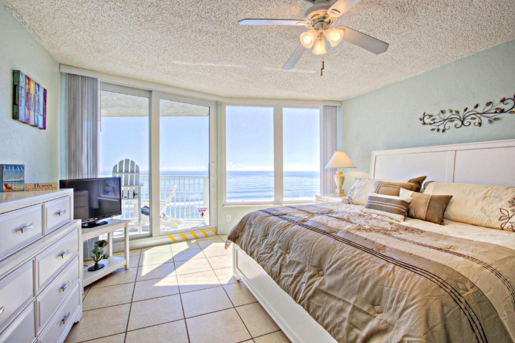 Shores Club Condo Unit #805 - main image