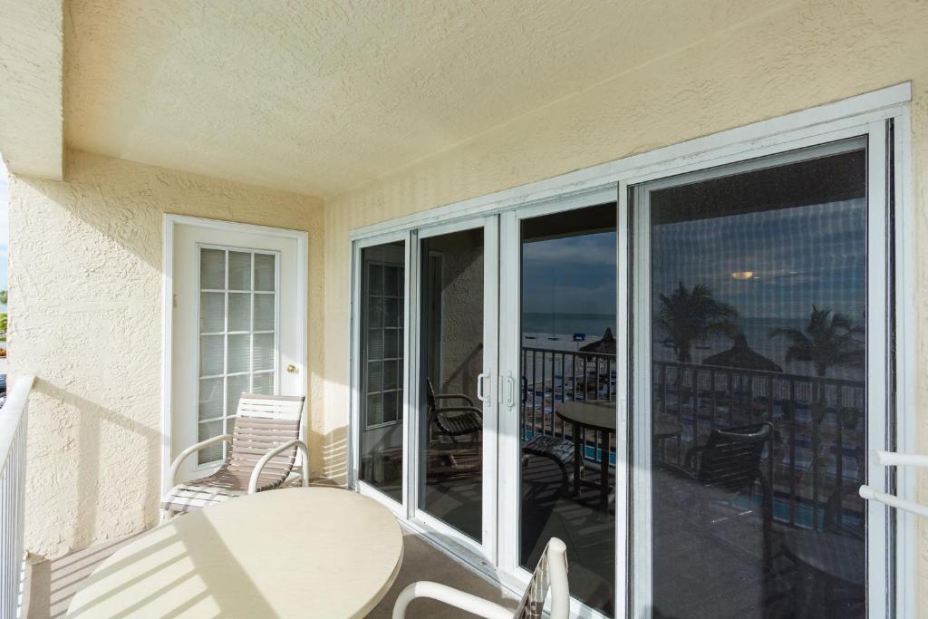 106 Beach Place Condos - image 3