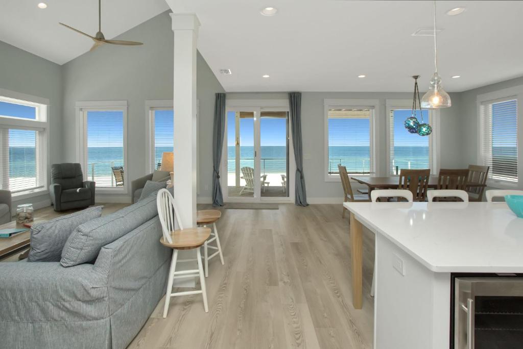 Shore Looks Good by Pristine Properties - image 3