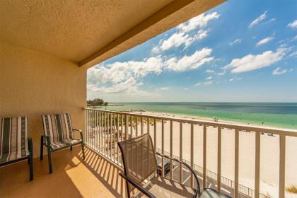 411 Beach Place Condos - image 4