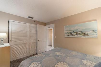 408 Beach Place Condos - image 4