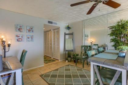 508 Bayshores Yacht & Tennis Club - image 3