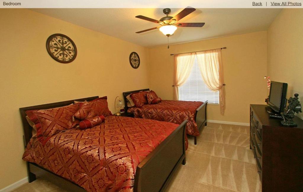 Executive 3 Bedroom Villa at Universal - image 2