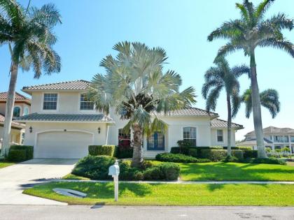 475 Clifton Court marco Island