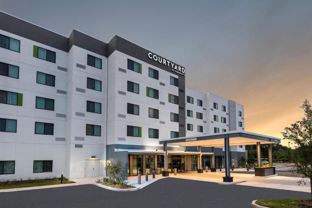 Courtyard by Marriott Tampa Northwest/Veterans Expressway - main image