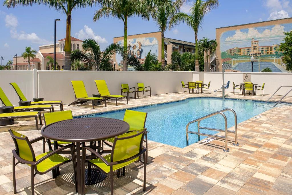 SpringHill Suites by Marriott Punta Gorda Harborside - image 4