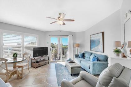 Gulf View 318 by RealJoy Vacations miramar Beach Florida