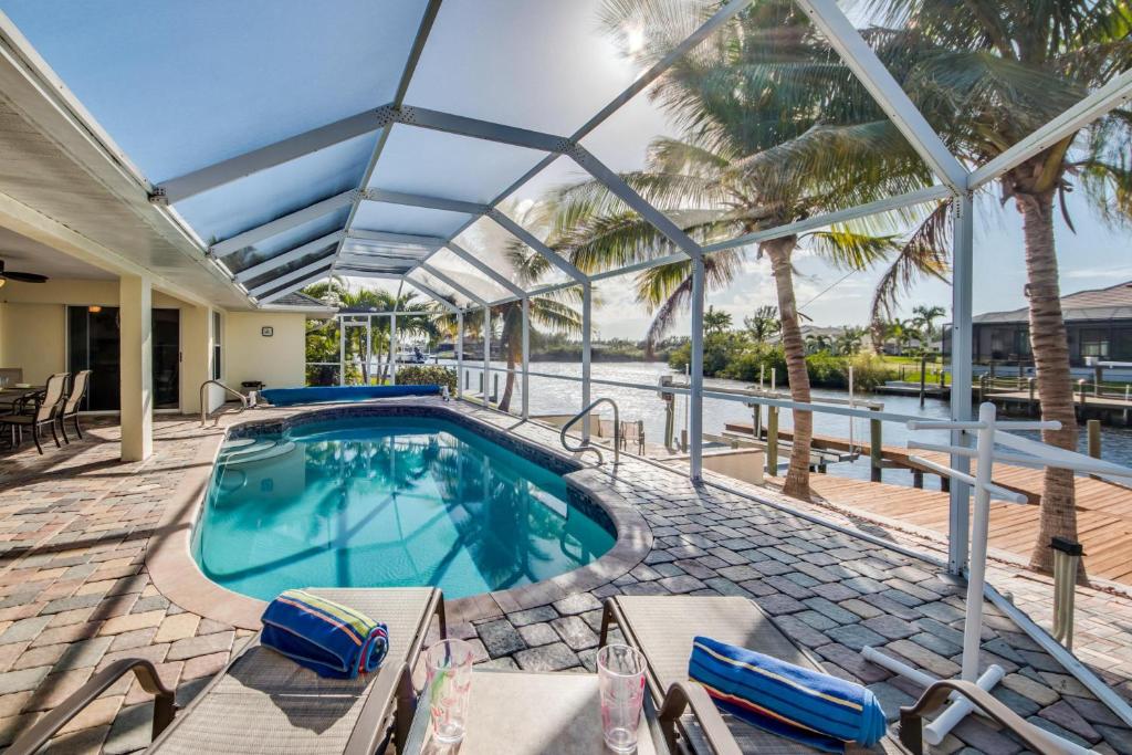 Villa Serendipity Cape Coral - main image