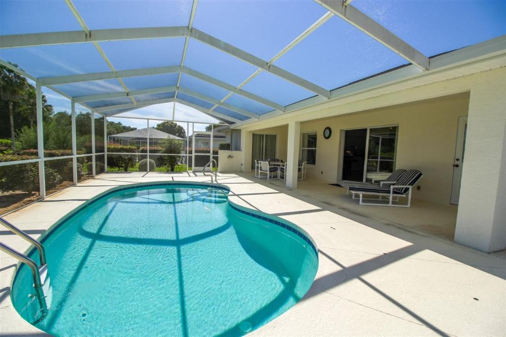 Pool home close to golf and Nature - Comfort - 4 bedroom - image 2