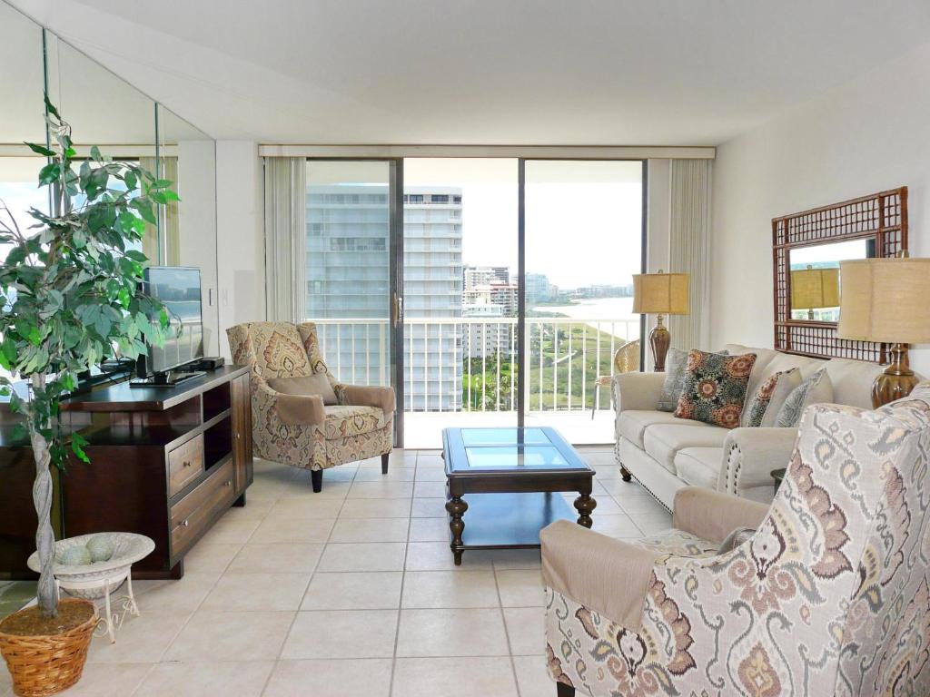 South Seas Tower 3-1409 - image 2