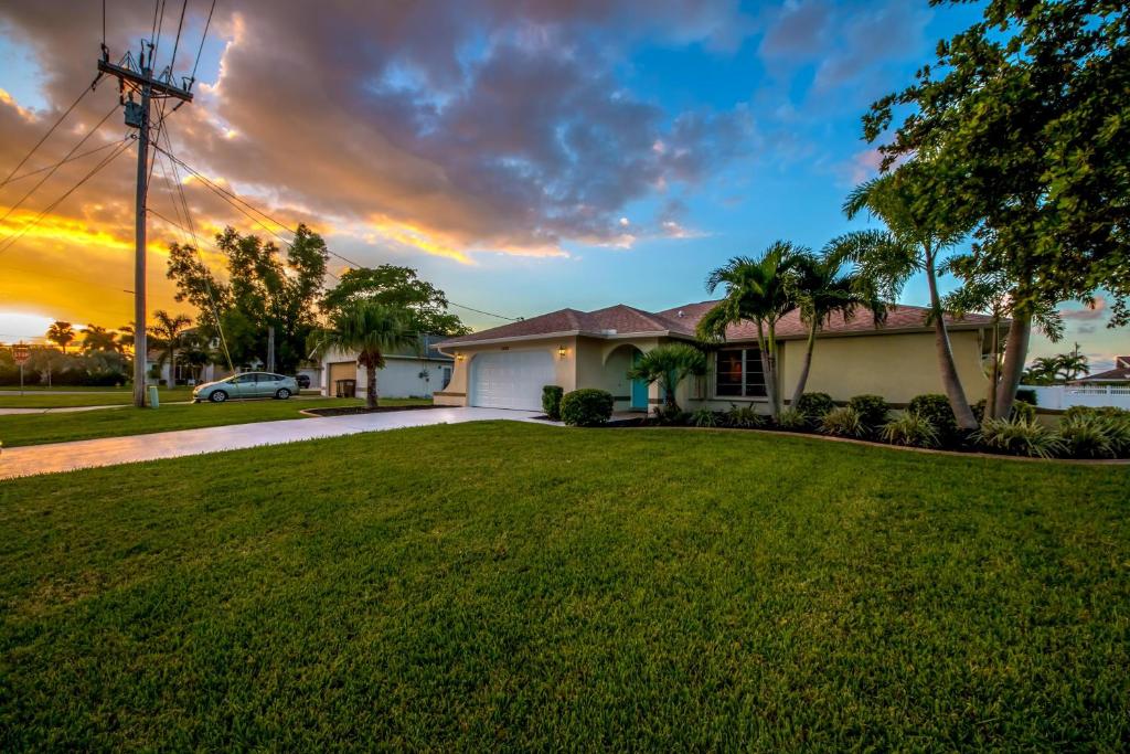 Villa Breezy Cape Coral - image 3