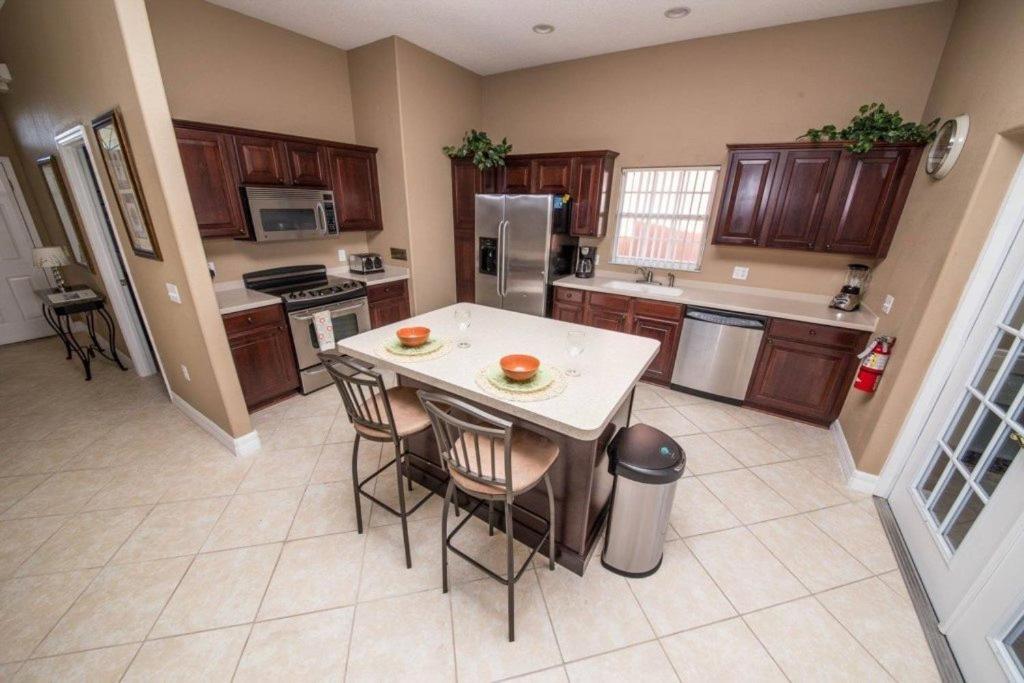 “Orlando Villa for Rent with Gorgeous Pool Vistapark Resort 223E” - image 2