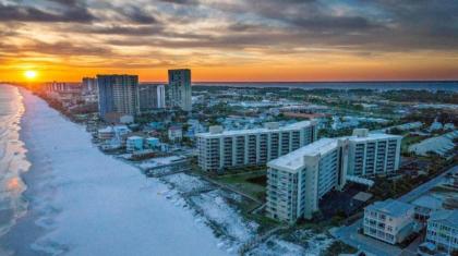 Mainsail Condominium 322 - image 4