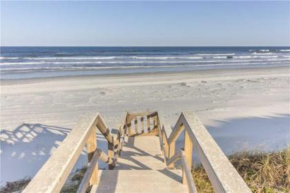 Hunter's Haven 2 Bedrooms Sleeps 6 Ocean Front Pet Friendly - image 4