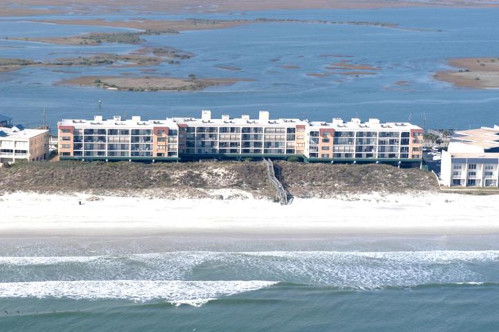 Windjammer 206 3 Bedrooms Sleeps 8 Ocean Front 2nd Floor Elevator - image 2