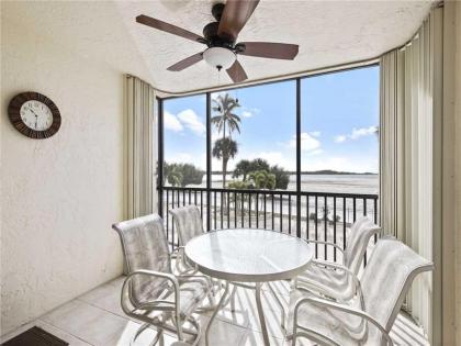 Carlos Pointe 121 2 Bedrooms Gulf Front Elevator Sleeps 6 Heated Pool