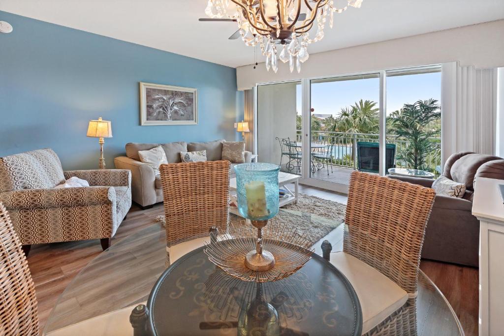 Sterling Shores 215 by RealJoy Vacations - main image