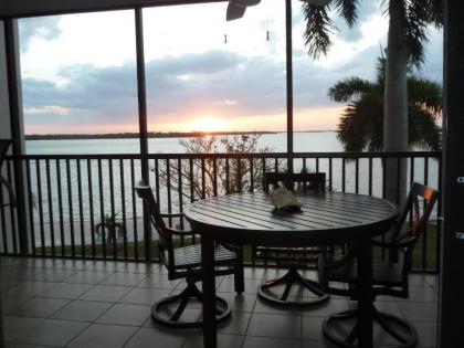 Apartment in Punta Rassa Florida