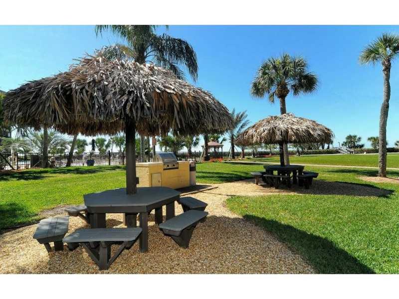 Gulf and Bay Club 204C Beach Front Spa 3 Pools Sleeps 6 2 Bedroom Gym - image 5