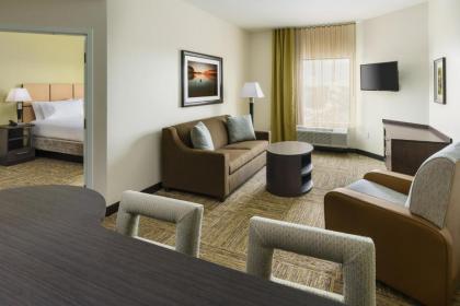 Candlewood Suites - Orlando - Lake Buena Vista an IHG Hotel - image 3