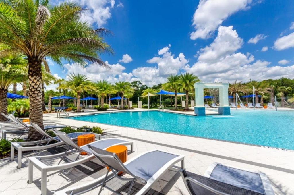 Imagine Your Family Renting This Luxury Contemporary Style Villa on Sonoma Resort Orlando Villa 2659 - image 3