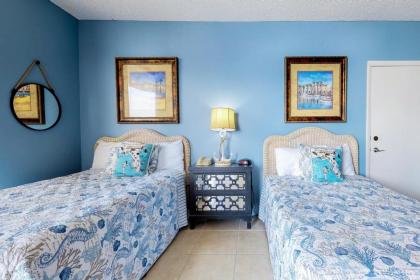 Surfside Resort 3 by Vacasa - image 3