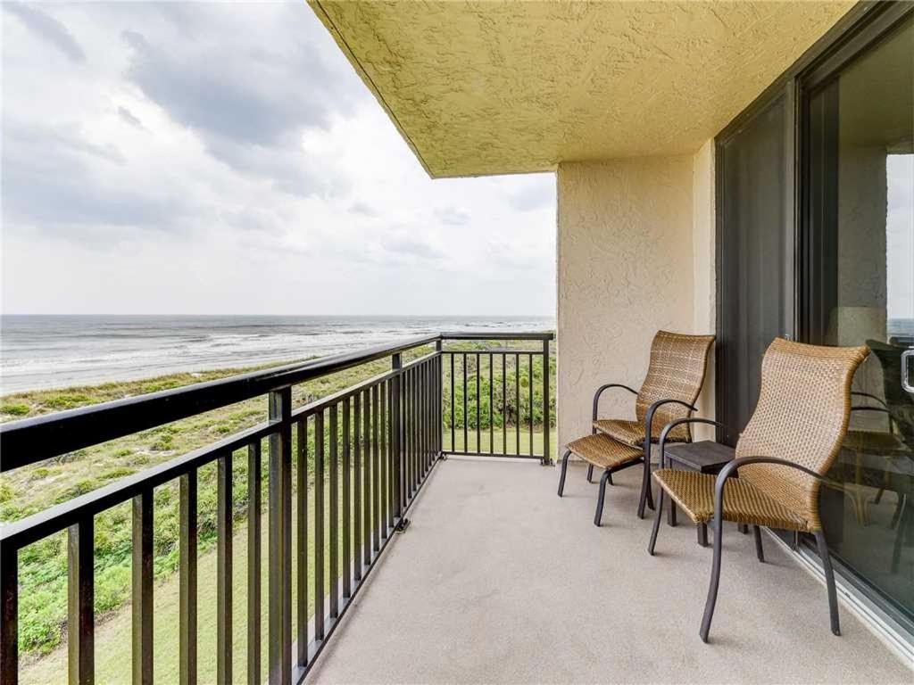 Barefoot Trace 415 2 Bedrooms Sleeps 6 Ocean Front Pool WiFi - main image