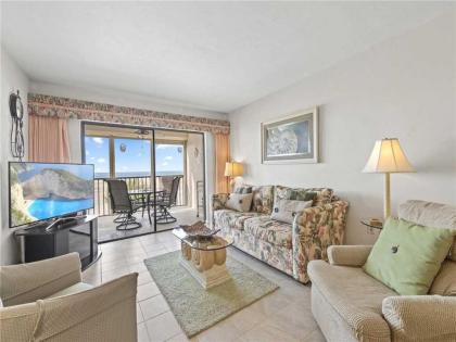 Carlos Pointe 212 2 Bedrooms Gulf Front Elevator Sleeps 4 Heated Pool - image 3