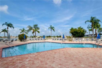 Bahia Vista 11-337 2 Bedrooms Views Heated Pool Sleeps 6 - image 2