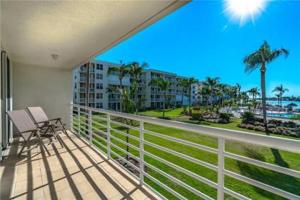 Bahia Vista 11-237 2 Bedroom Sleeps 4 Heated Pool Spa Bay View WiFi