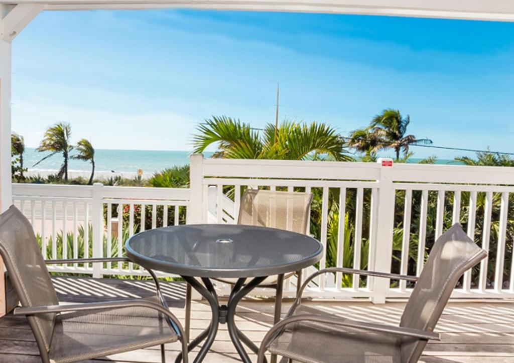 Conch-Captiva Beach Villas - main image