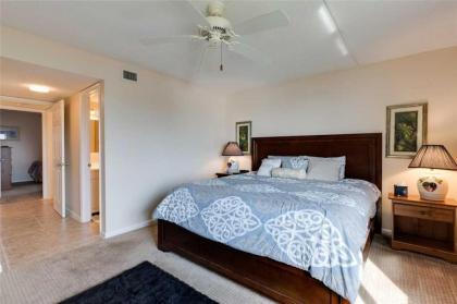 Sandarac A409 Gulf Front 2 Bedrooms Elevator Heated Pool Sleeps 4 - image 4