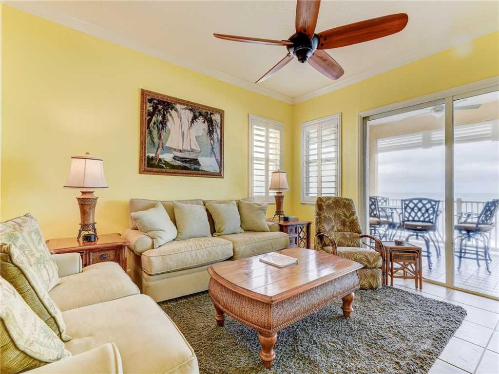 751 Cinnamon Beach 3 Bedroom Sleeps 8 Ocean Front 2 Pools Pet Friendly - image 3