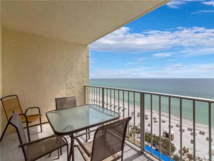 Regency Towers 710 2 Bedrooms Sleeps 8 Beachfront Wi-Fi Pool Complimentary Beach Chairs and Umbrella - image 4