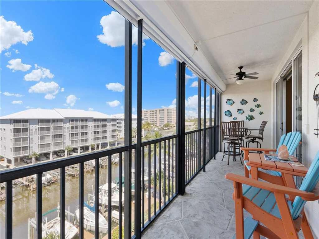 Hibiscus Pointe 342 Canal View 2 Bedroom Sleeps 6 Heated Pool Elevator - main image